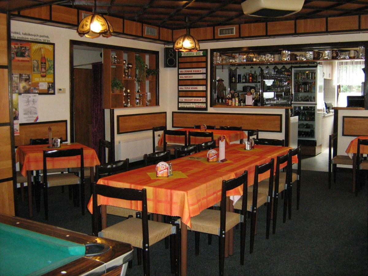 Penzion Albina - Restaurace Vysoke nad Jizerou Bagian luar foto