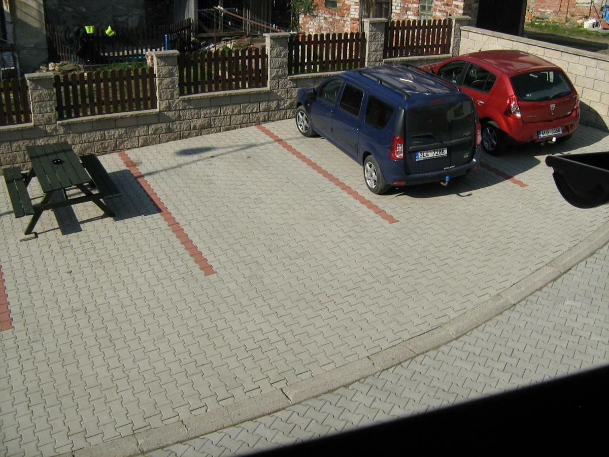 Penzion Albina - Restaurace Vysoke nad Jizerou Bagian luar foto